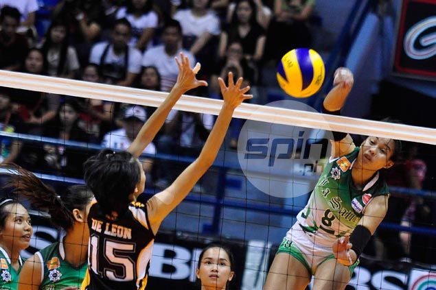 DLSU Lady Spikers continue hot streak and put an end to UST Tigresses' surprise run