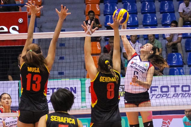 Petron makes short work of F2 for second straight win in PSL Invitational