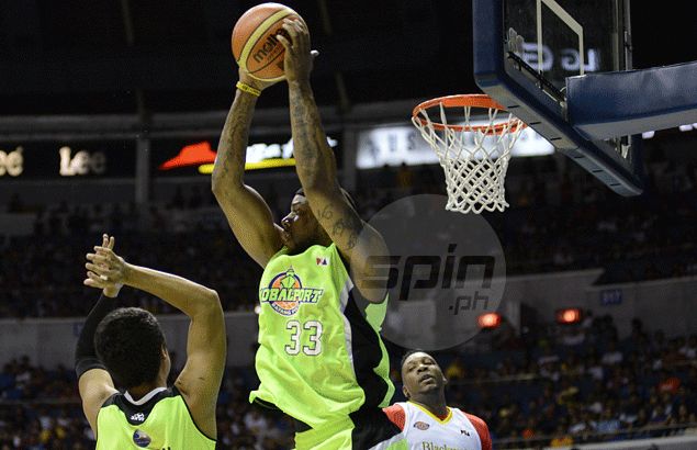 Globalport's 1-2 punch strikes again as Batang Pier prove too much against Blackwater