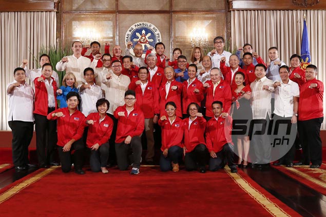 Duterte to Rio-bound athletes: 'Not everybody is given the honor to serve this country'