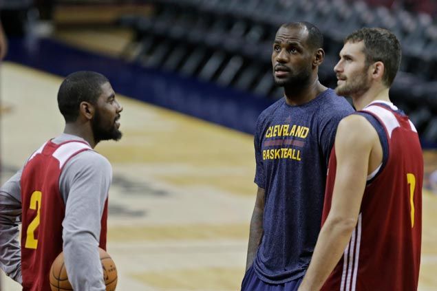 Kyrie Irving nearing return with Cavaliers as he is cleared for full practice