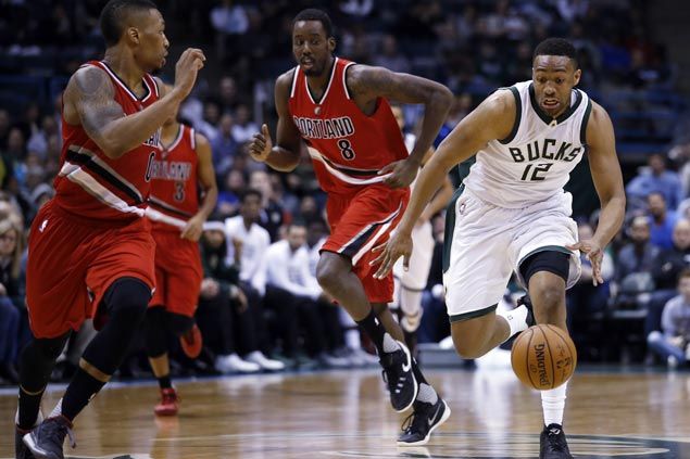 Bucks switch up last-second defensive tactics to pull off improbable win over Blazers