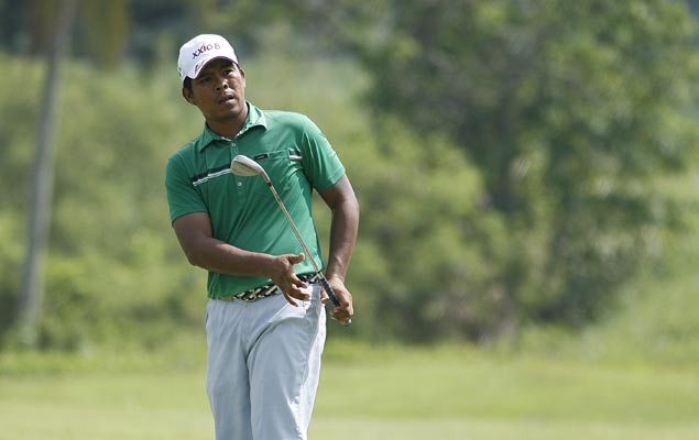 Late birdie binge gives Jerson Balasabas share of lead with Tony Lascuna, Zanieboy Gialon