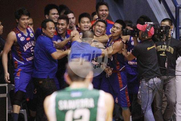 Nard Pinto breaks CSB Blazers' hearts with last-gasp winner for Arellano Chiefs