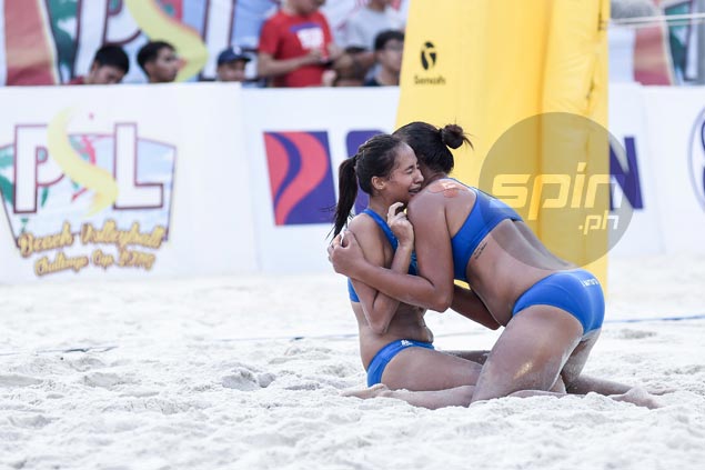 Jovelyn Gonzaga Nene Bautista Bag Super Liga Beach Volleyball Crown