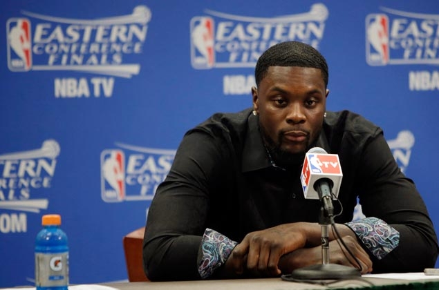 NBA fines Pacers guard Stephenson $5,000 for flopping