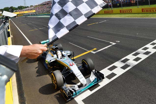 Lewis Hamilton takes overall lead in Formula One with victory in Hungarian GP