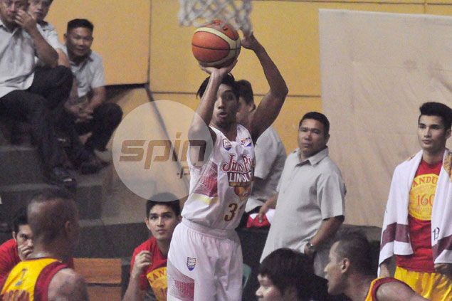 Jumbo Plastic beats Tanduay to boost bid for twice-to-beat edge in quarterfinals