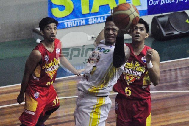 Hapee cuts Jumbo Plastic down to size, keeps D-League record unmblemished