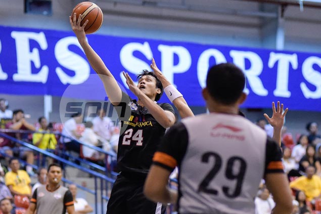 Racal deals Blustar a 62-point drubbing, two markers off D-League record for margin of victory