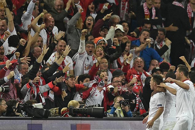 Sevilla scrapes past 10-man Celta Vigo to gain share of third with Atletico Madrid in La Liga