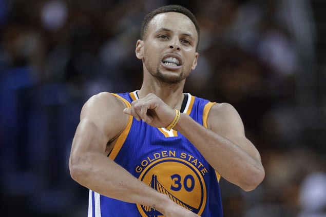 Warriors steal one on the road against Cavaliers to close in on NBA title