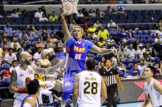NLEX evergreen center Asi Taulava plays down career rebounding milestone