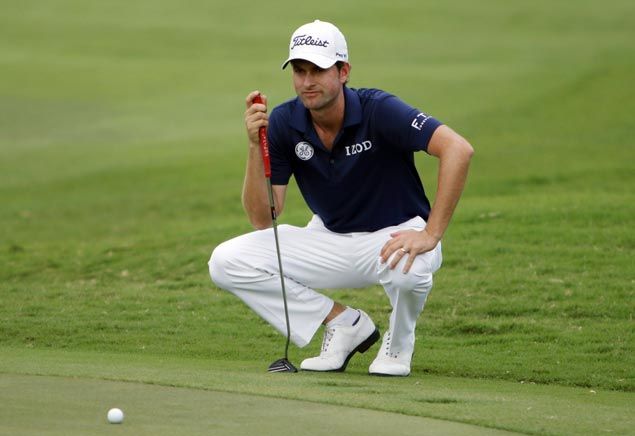 Using regular putter for the first time in 10 years, Simpson takes share of lead with Kuchar, Thomas