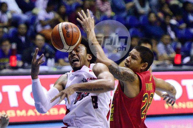 Calvin Abueva not after individual plays, more concerned about Alaska reaching the finals