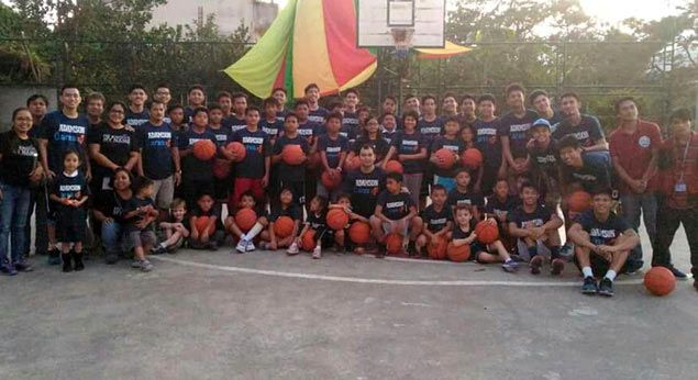 MILO BEST Center Passerelle champion Adamson Baby Falcons pay it forward
