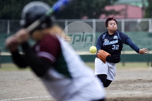 Adamson softbelles edge UP to go 2-0 for the season and stretch winning streak to 64 games overall