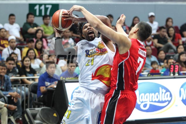 Yeng Guiao demands leadership from Antoine Wright, admits weighing import change