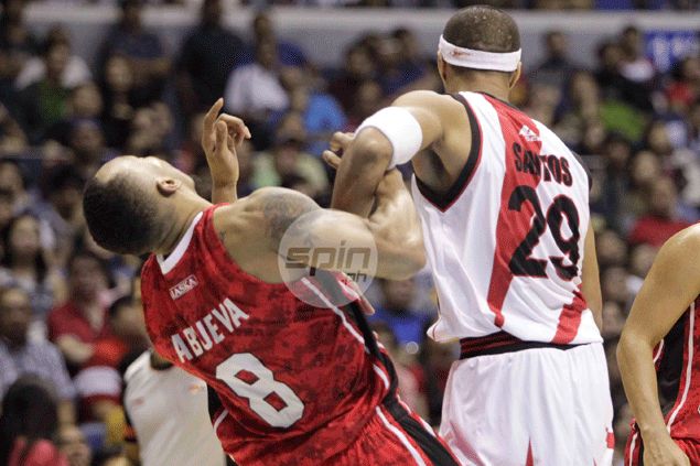 Arwind Santos refuses to back down against Abueva: 'Kung makulit s'ya, mas makulit ako'
