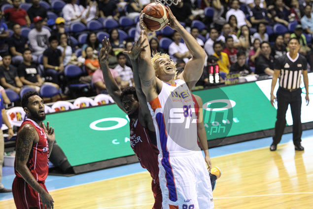 Latest 6,000-rebound milestone a fitting birthday gift for ageless Asi Taulava