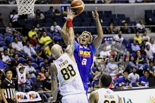 Oldies are goodies as Asi Tualava, Mick Pennisi show 'dinosaurs' still rule the court