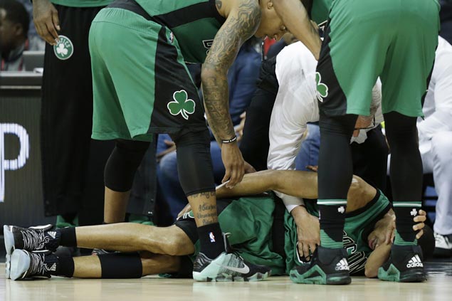 Celtics' Avery Bradley suffers severe hamstring strain, unlikely to return in Hawks series