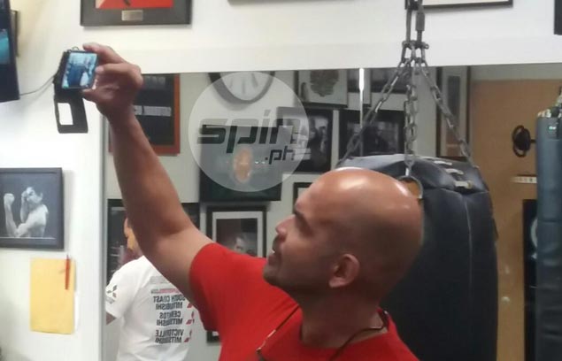Benjie Paras believes it's time for pal Pacquiao to finally hang up his gloves
