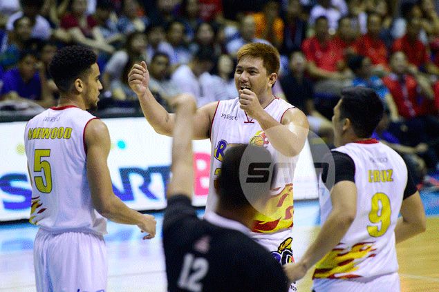 Belga on Almazan absence: 'Sobrang laking sapatos na kailangang punuan: Size 15 yun eh'