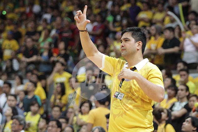 UST coach Bong Dela Cruz says maltreatment accusations not true, conscience is clear