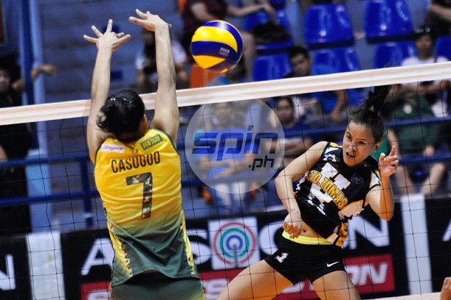 Rookie Cherry Rondina makes most of opportunities amid UST spikers' struggle