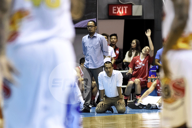 Mahindra interim coach Chito Victolero resigns amid internal strife, says source