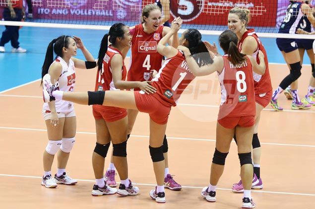 Portland's Ariel Usher stars as Cignal turns back titleholder Petron in Super Liga Grand Prix opener