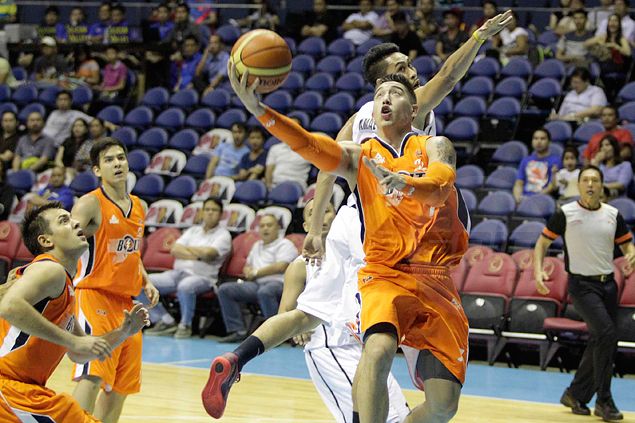 Cliff Hodge credits rebounding tips from Meralco coach Black for monster numbers