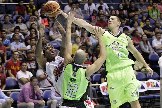 Journeyman Gabby Espinas feels at home as he joins SMB team that ...