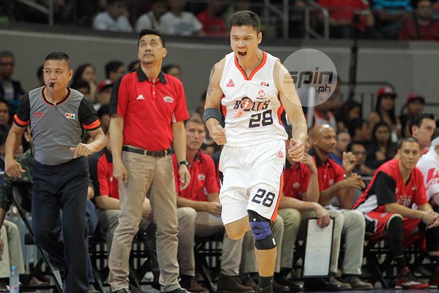 Run and gone? Meralco Bolts deal Ginebra a beating, spoil Ato Agustin's return to bench
