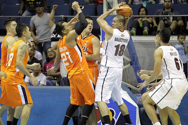 Hard-luck Blackwater left to rue questionable jump ball call late in OT loss to Meralco
