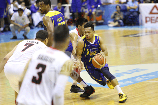 Jong Uichico hopes misfiring Jayson Castro regains shooting touch in do-or-die Game 3