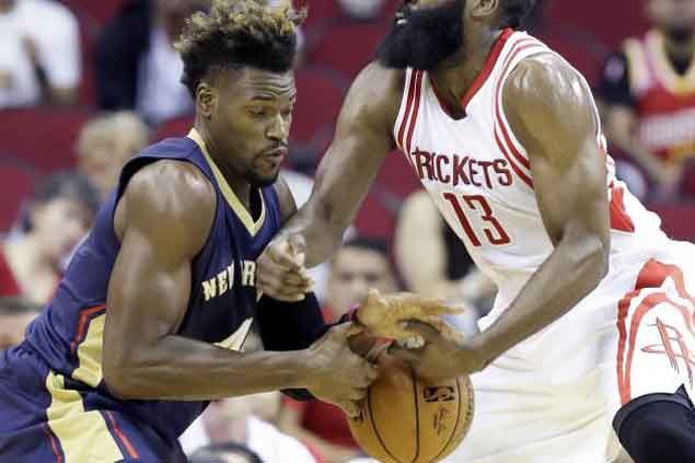 Former NBA player Jeff Adrien charged with grand theft auto after taking Mercedes for a joyride