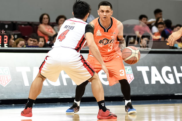 Alapag says Meralco spat won't change his relationship with Gilas teammate Gary David