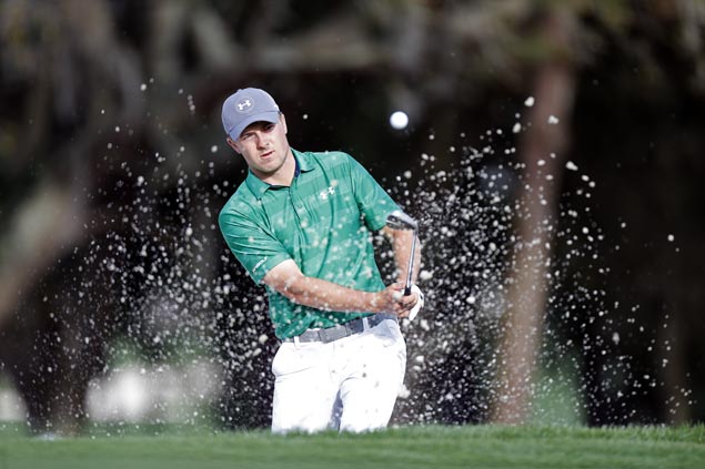 Jordan Spieth struggles as Keegan Bradley, Ken Duke share early lead in Valspar Championship