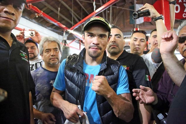Juan Manuel Marquez warns something's not right with Pacquiao ahead of Bradley fight