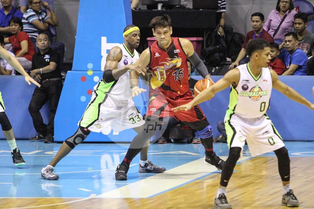 June Mar Fajardo says impressive Tyler Wilkerson takes a load off his back