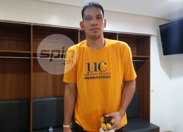 What's the reason behind Fajardo's change of undershirt in Game Five? Read on
