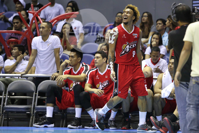 Double the pain for injured JVee Casio as Alaska left with mountain to climb