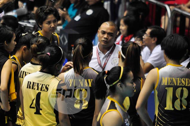First-year coach Kungfu Reyes admits he may have set bar too high for Tigresses