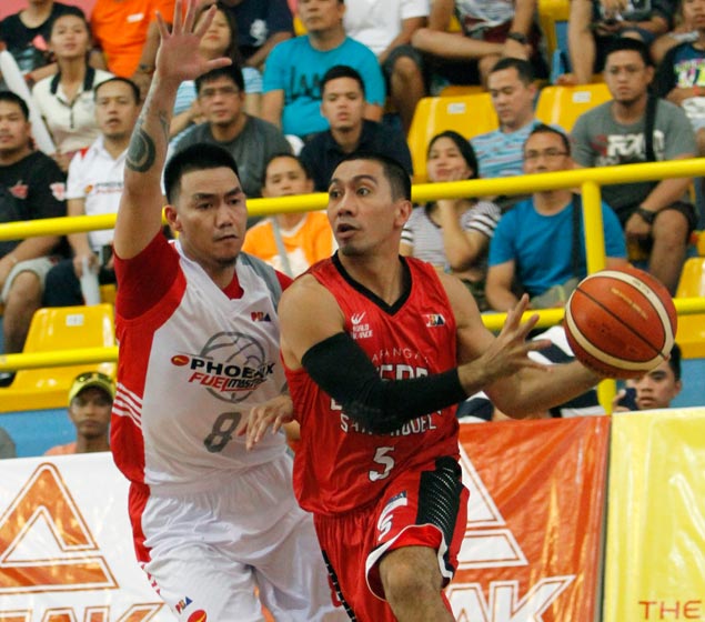 LA Tenorio jumper caps Ginebra comeback from 19 points down vs Phoenix in Panabo