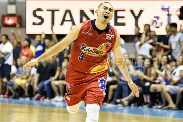 Paul Lee saves day for Rain or Shine anew as Elasto Painters take 2-0 series lead