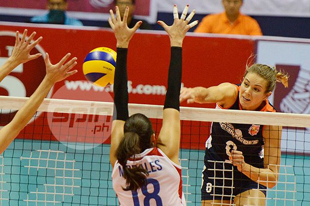 Lindsay Stalzer shows way as Tornadoes snap three-match slide with straight-sets win over Raiders