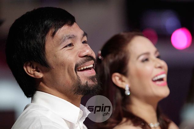 Manny Pacquiao turns to Twitter to pile pressure on dilly-dallying Mayweather