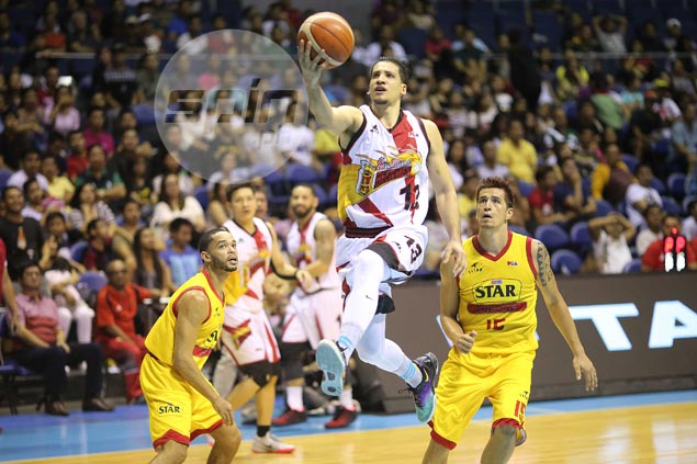 'Super Marcio' Lassiter sparks shorthanded San Miguel in rout of Star Hotshots